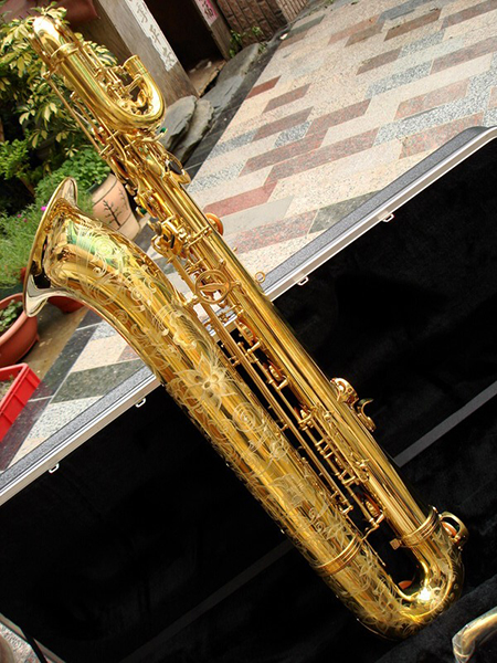 Saxophones baritone