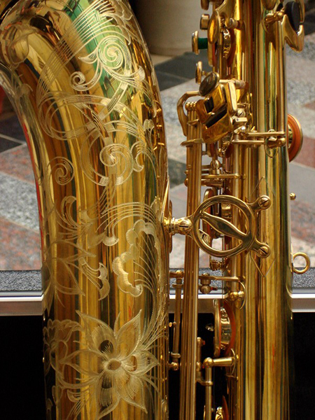 Saxophones baritone