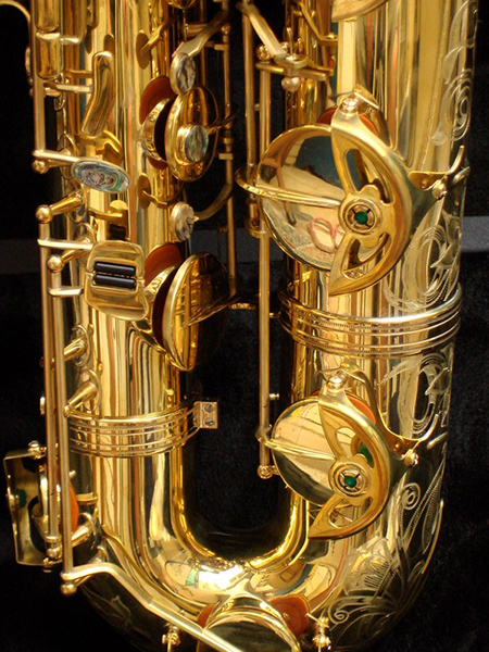 Saxophones baritone