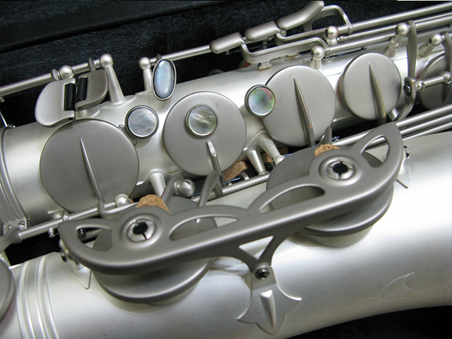 Saxophones tenor