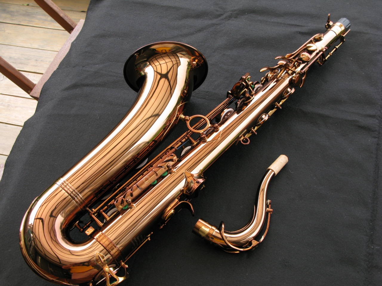 Saxophones tenor