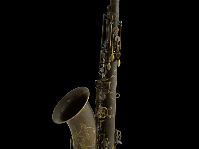 Saxophones tenor
